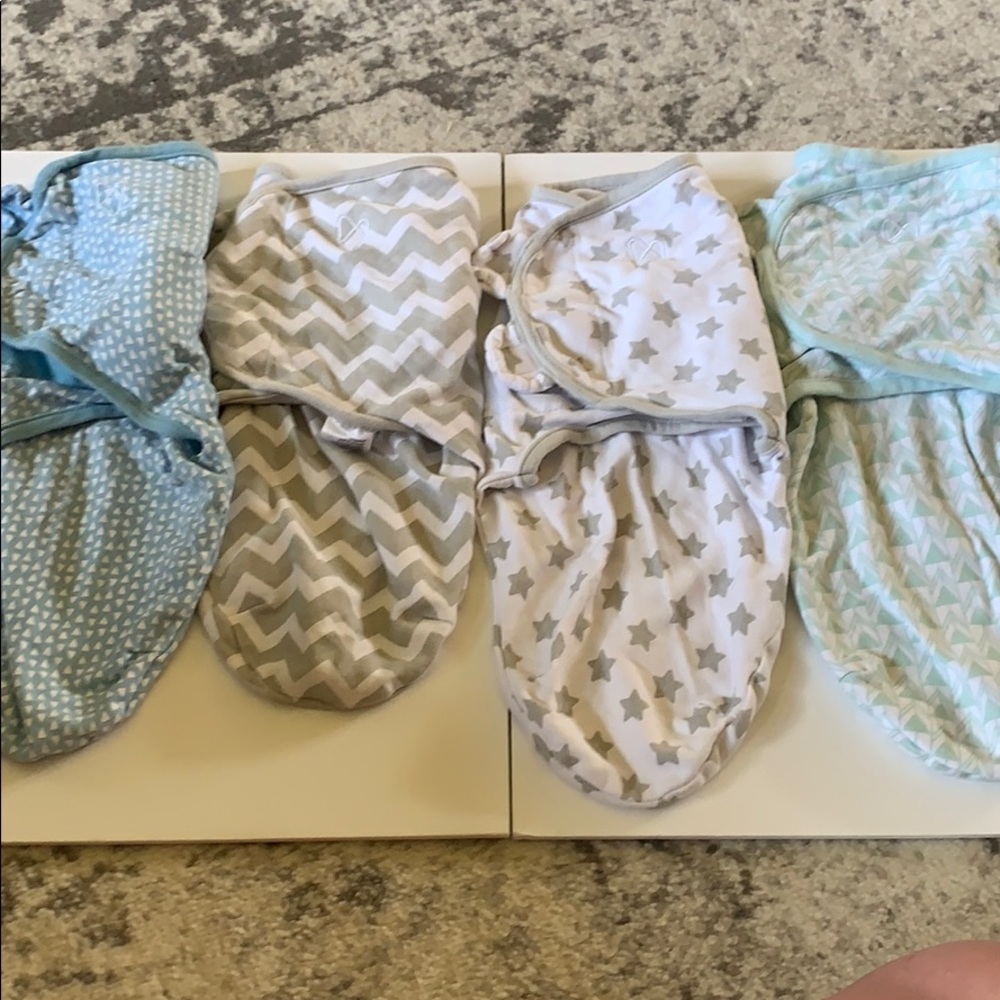 SM/MD SWADDLE ME SACKS NEVER USED